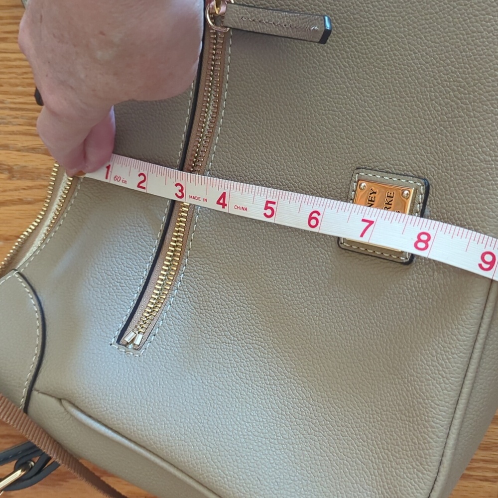 Dooney & Bourke Taupe Leather Shoulder Bag NWOT - Picture 8 of 10